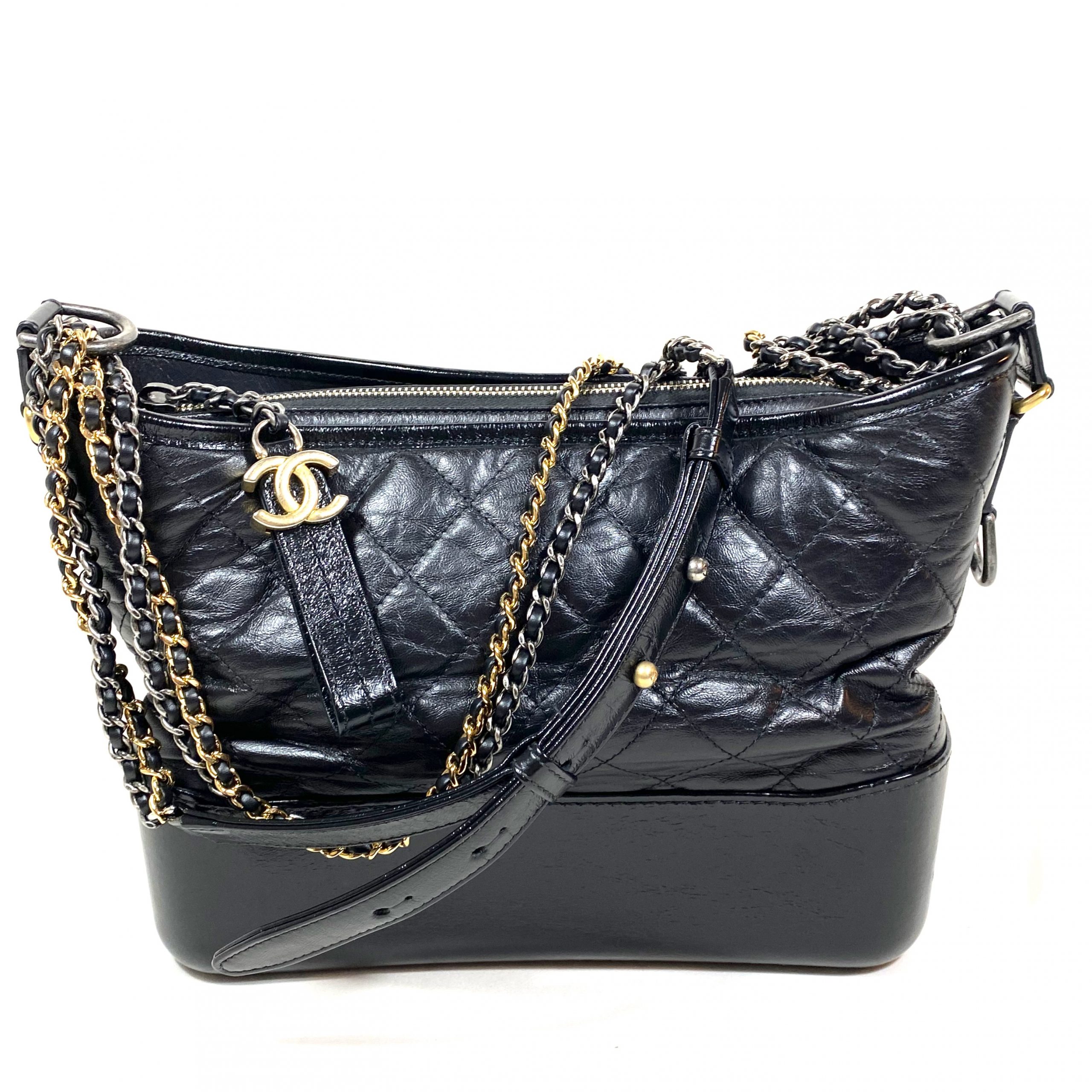 CHANEL GABRIELLE HOBO BAG IN BLACK QUILTED AGED LEATHER - Still in fashion